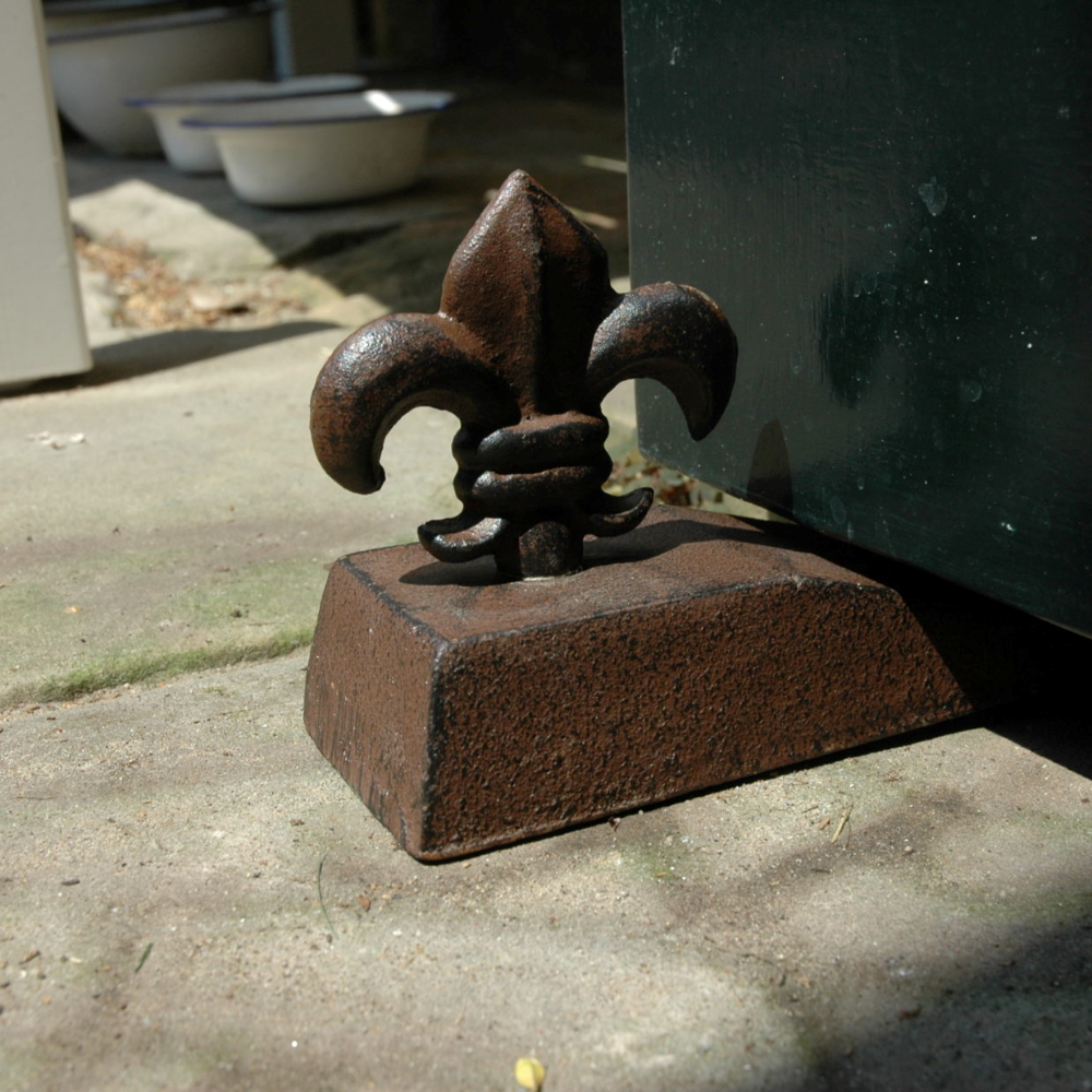 Load image into Gallery viewer, ESSCHERT DESIGN Door Wedge - Fleur-de-lis
