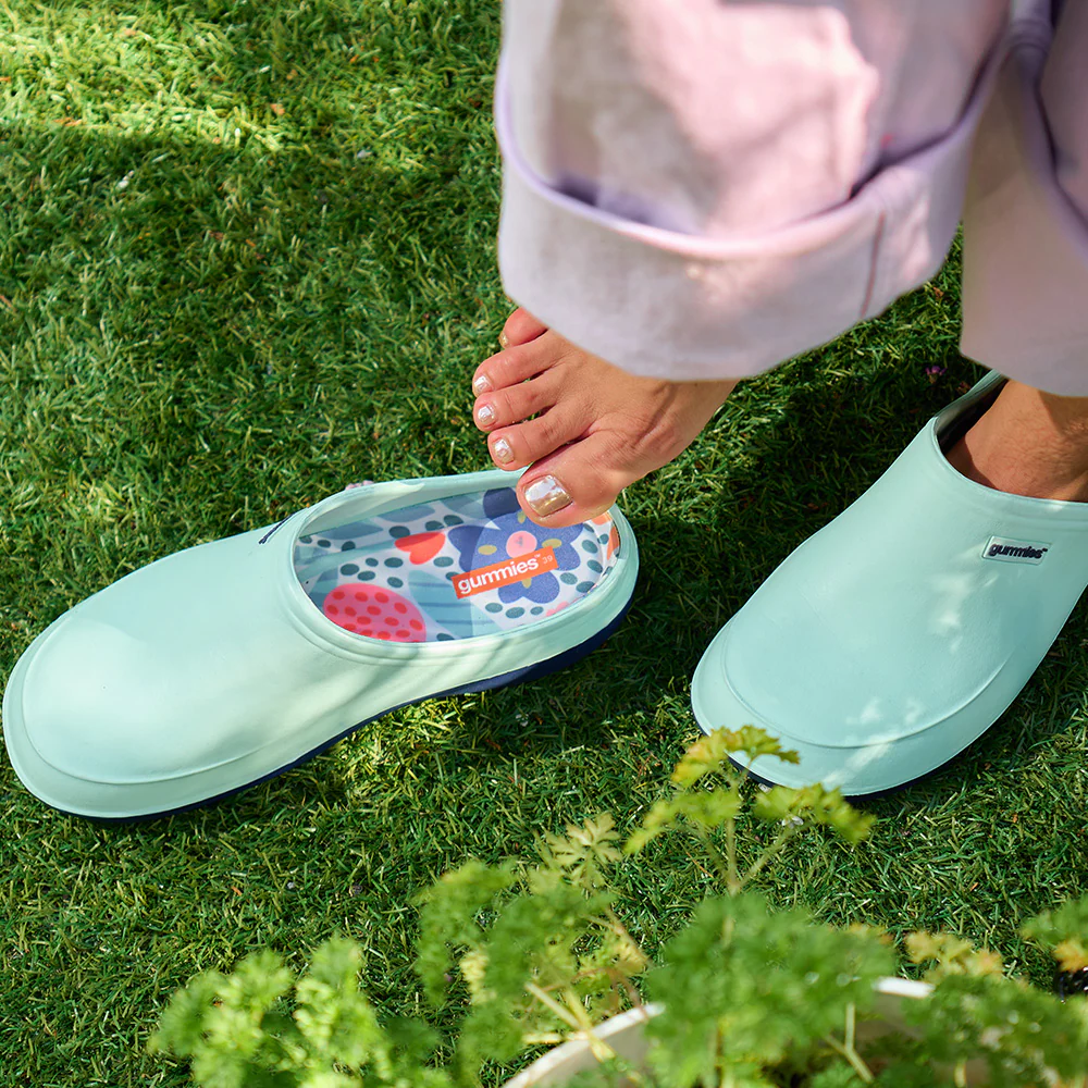 Load image into Gallery viewer, ANNABEL TRENDS Gummies Memory Foam Clog - Garden Love Sage