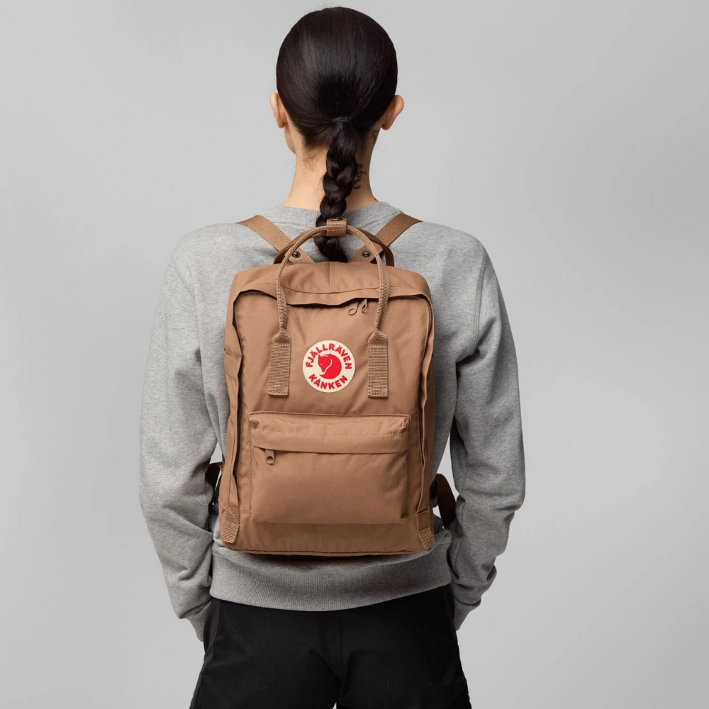 Load image into Gallery viewer, FJALLRAVEN Kanken Day Backpack - Foliage Green