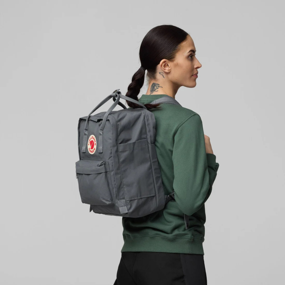 Load image into Gallery viewer, FJALLRAVEN Kanken Day Backpack Laptop 13" - Black