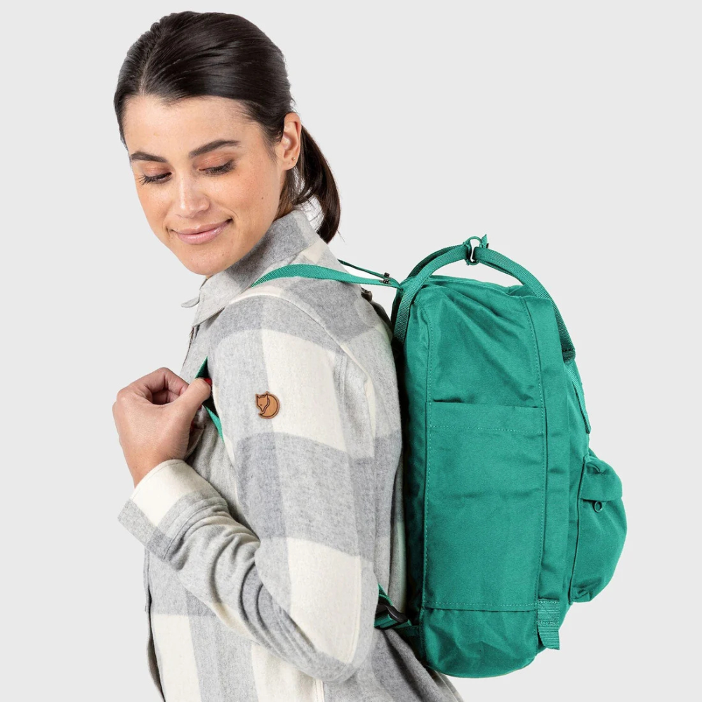 Load image into Gallery viewer, FJALLRAVEN Re-Kanken Day Backpack - UN Blue