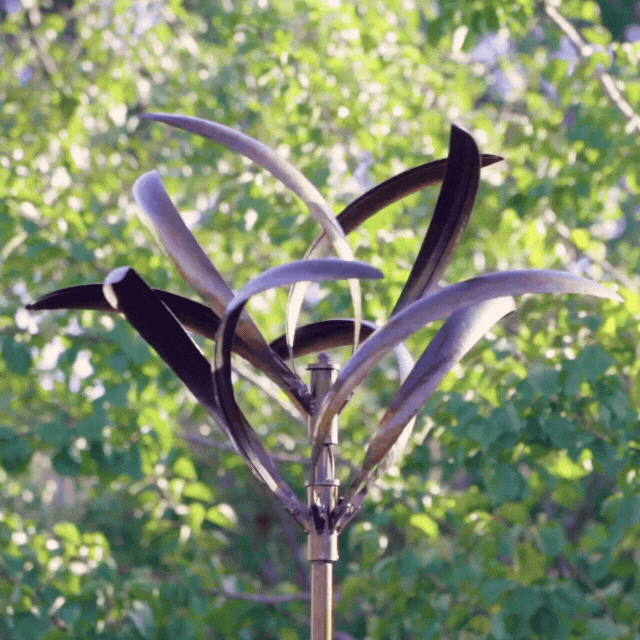 Load image into Gallery viewer, MARTHA'S VINEYARD Wind Spinner - Grevillea Bronze