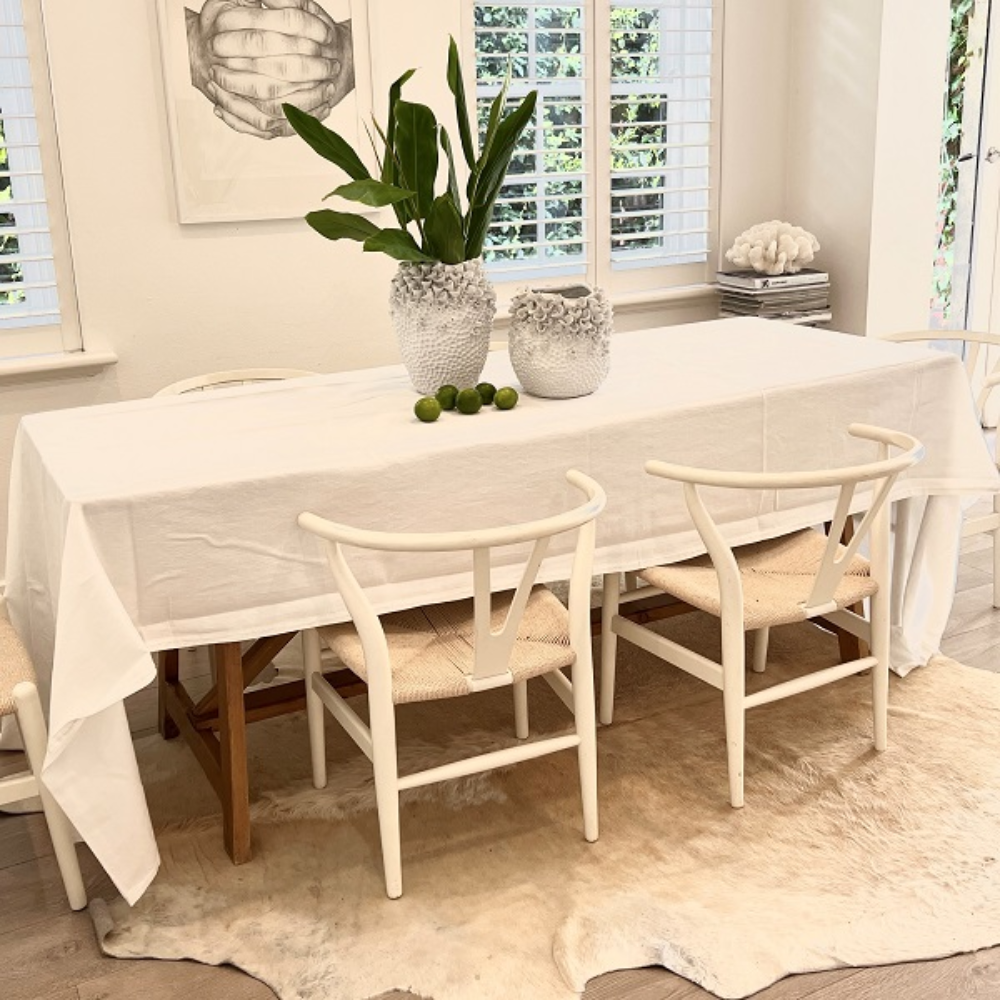 Load image into Gallery viewer, IVORY HOUSE Linen Blend Tablecloth 350cm - White