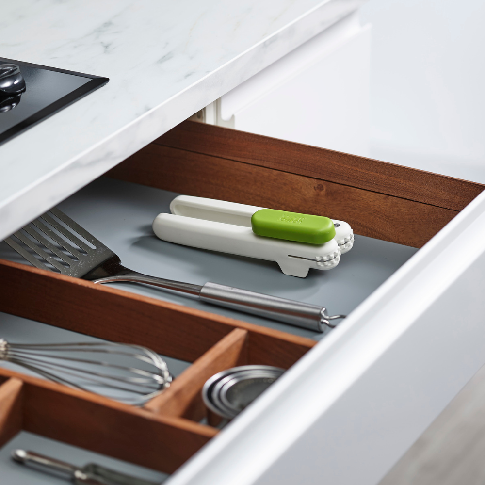 Load image into Gallery viewer, JOSEPH JOSEPH Pivot 3-in-1 Can Opener **CLEARANCE**