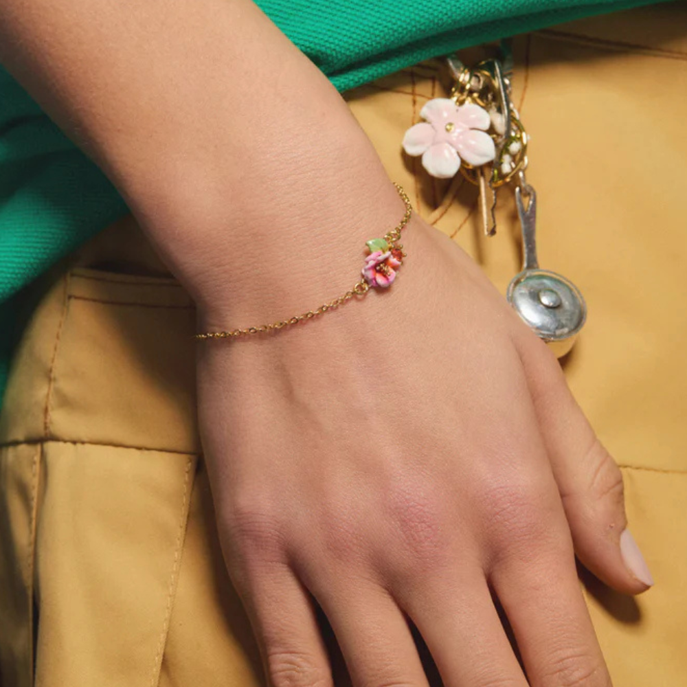 Load image into Gallery viewer, LES NEREIDES Fine Bracelet - Hydrangea Flower & Peach Crystal Stone