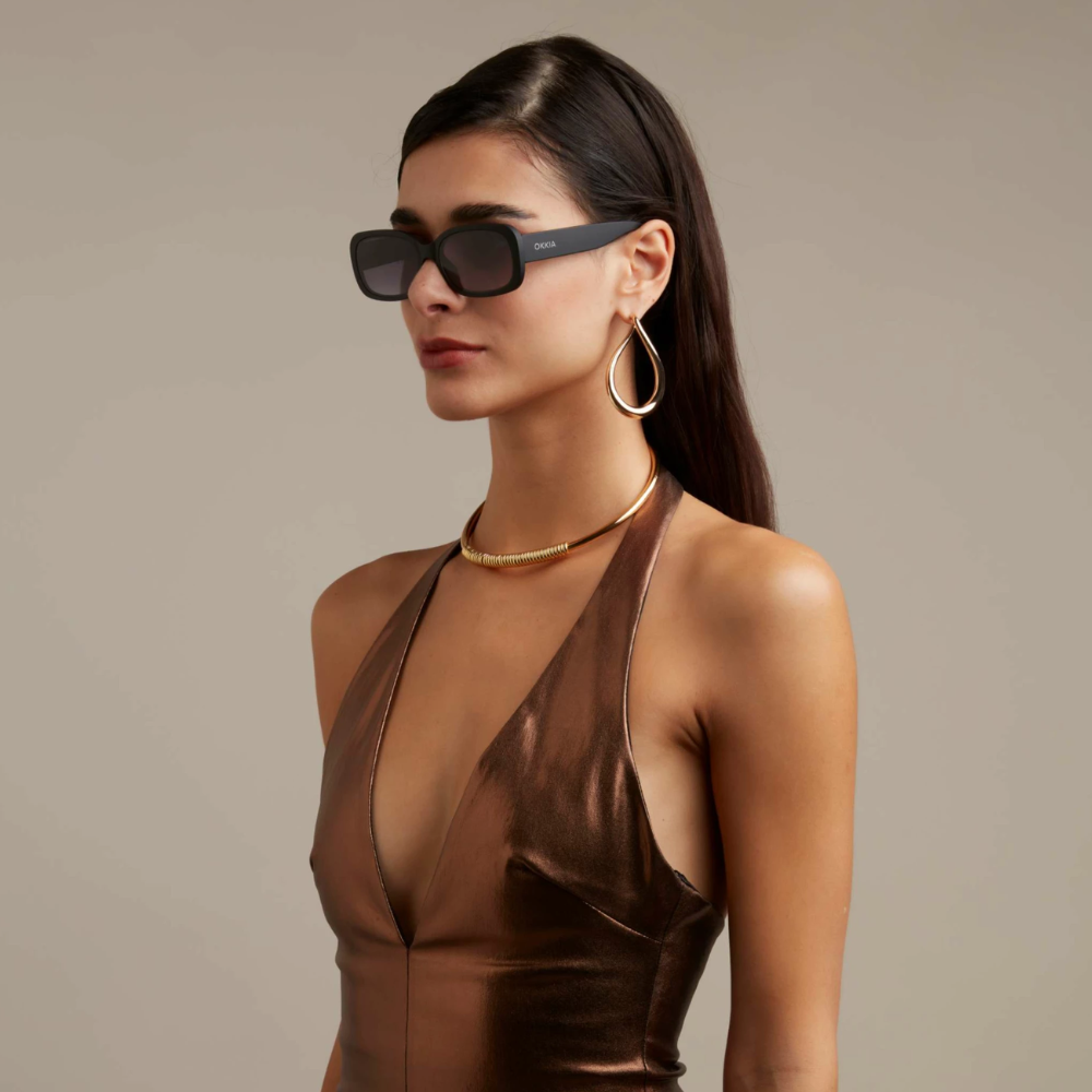 Load image into Gallery viewer, OKKIA Chiara Adult Sunglasses - Black