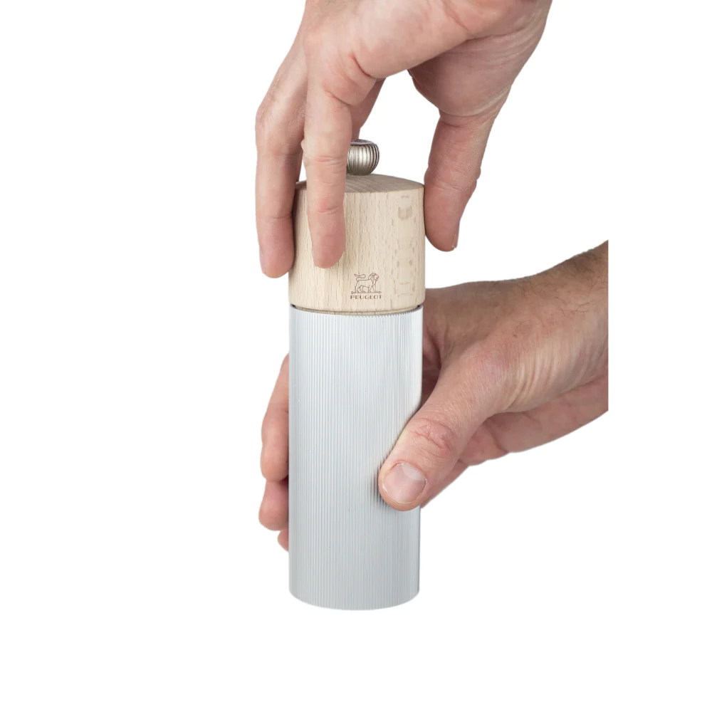 Load image into Gallery viewer, PEUGEOT Line Salt/Pepper Mill Set Aluminium & Natural Wood - 18cm