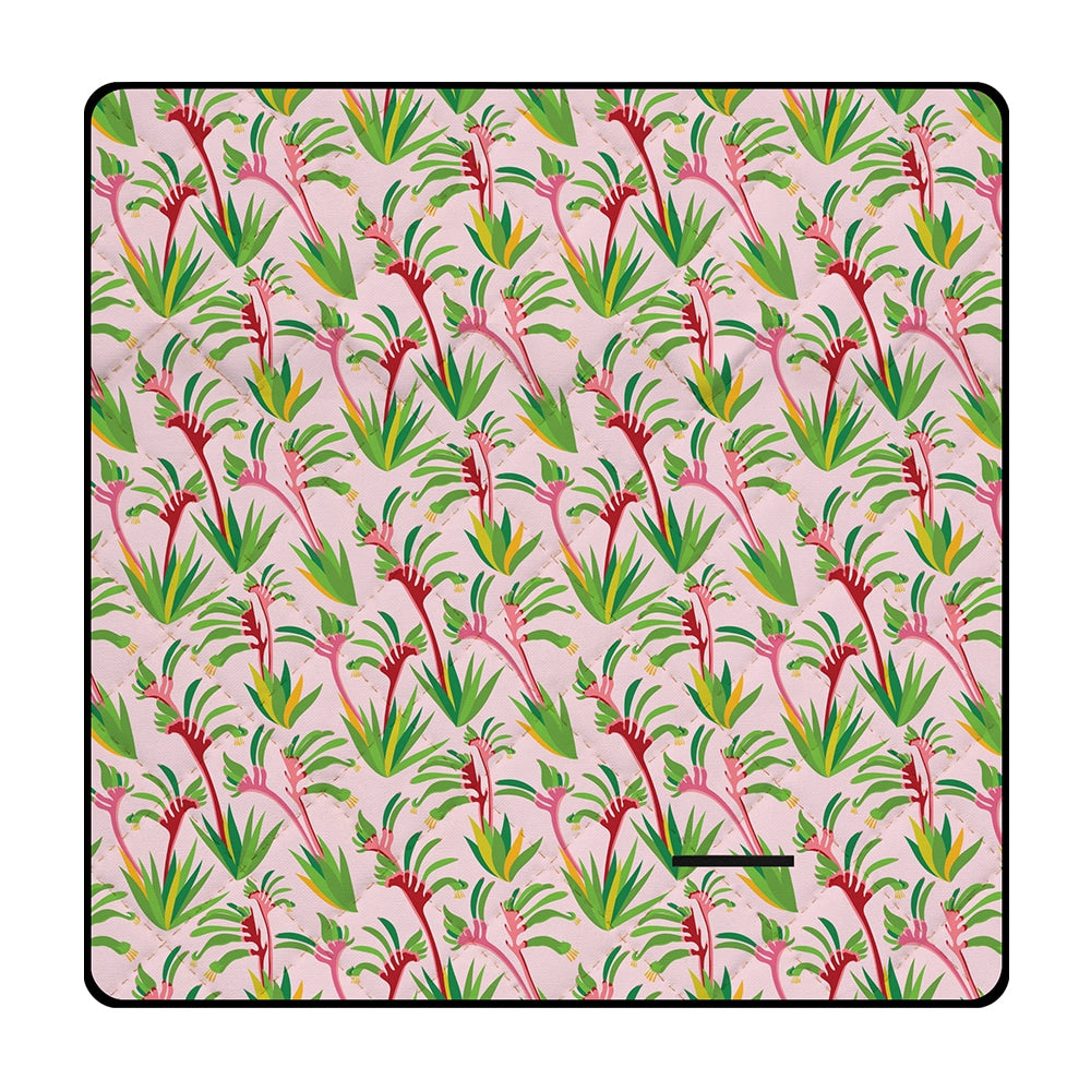 ANNABEL TRENDS Picnic Mat Kangaroo Paw Pink