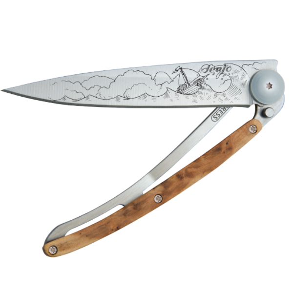 Load image into Gallery viewer, DEEJO KNIFE | Juniper Wood 37g - High Seas Half Closed