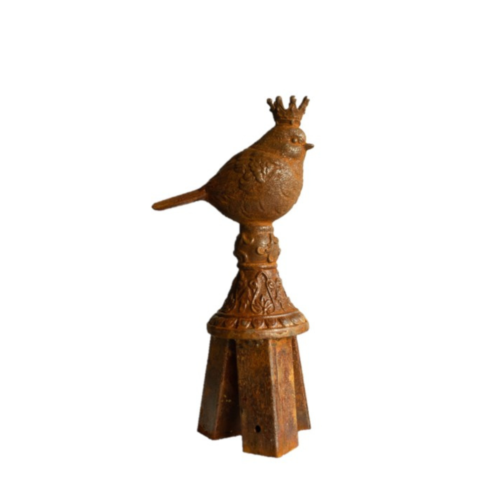 Load image into Gallery viewer, MARTHA'S VINEYARD Garden Stake Topper Rust Finish - King Sparrow