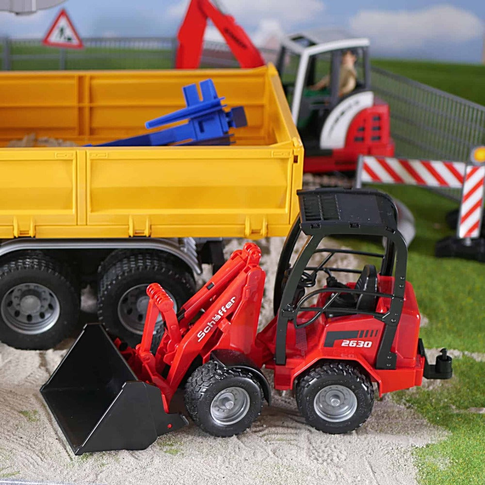 Load image into Gallery viewer, BRUDER Schaffer Compact loader 2630  1:16