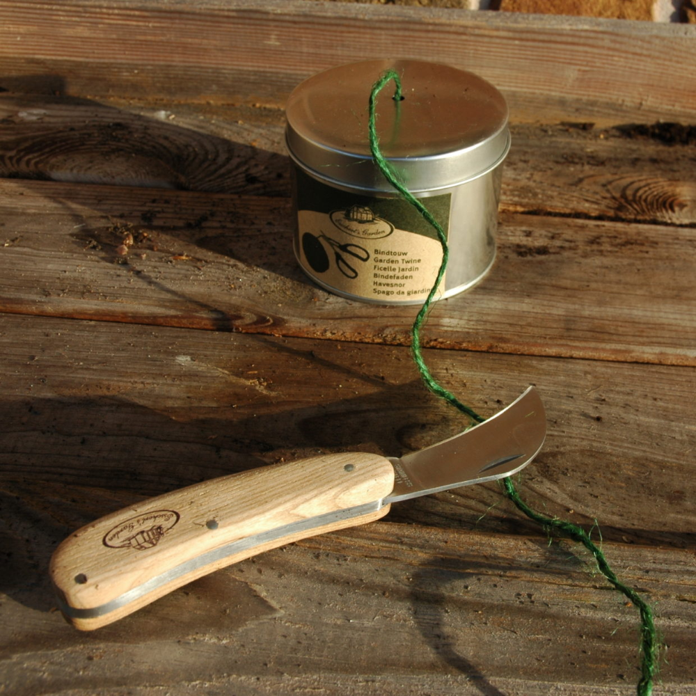 Load image into Gallery viewer, ESSCHERT DESIGN Garden Twine With Tin