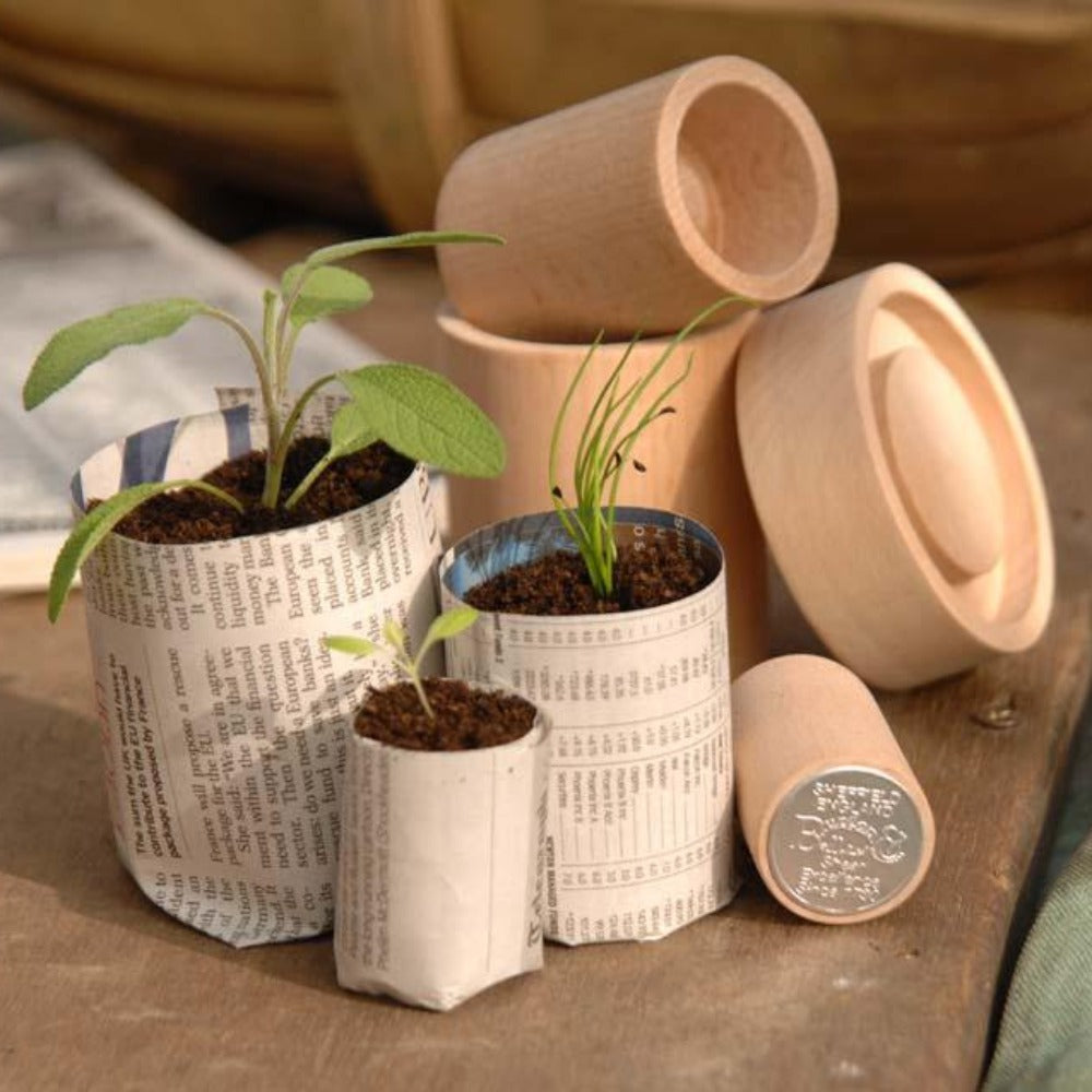 Load image into Gallery viewer, BURGON & BALL | Eco pot maker displayed