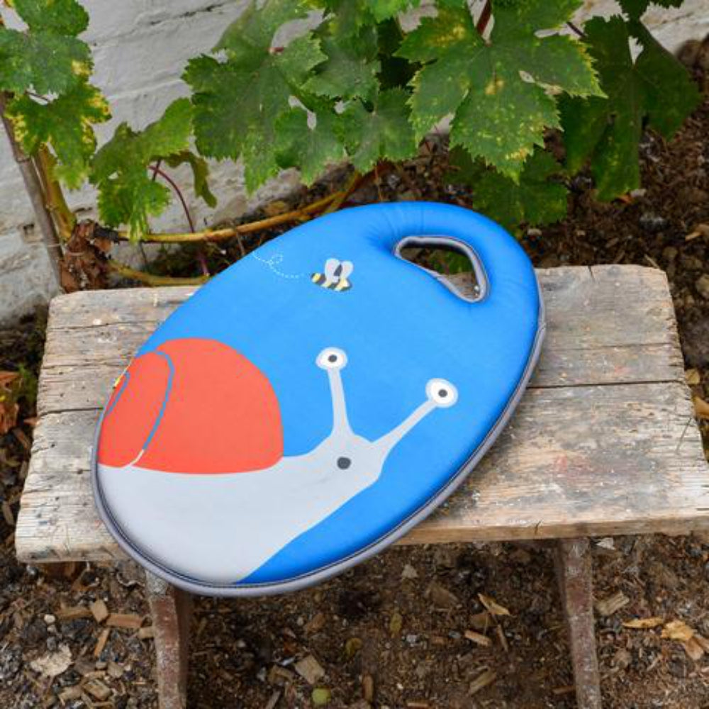 Load image into Gallery viewer, NATIONAL TRUST x BURGON & BALL Childrens Snail Kneeler