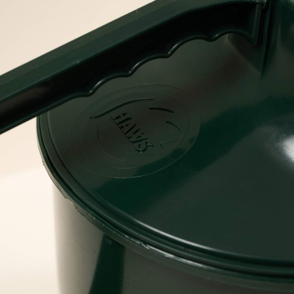 Load image into Gallery viewer, HAWS Traditional Watering Can 'The Cradley Cascader Green' - One & a Half Gallon (6.8L)