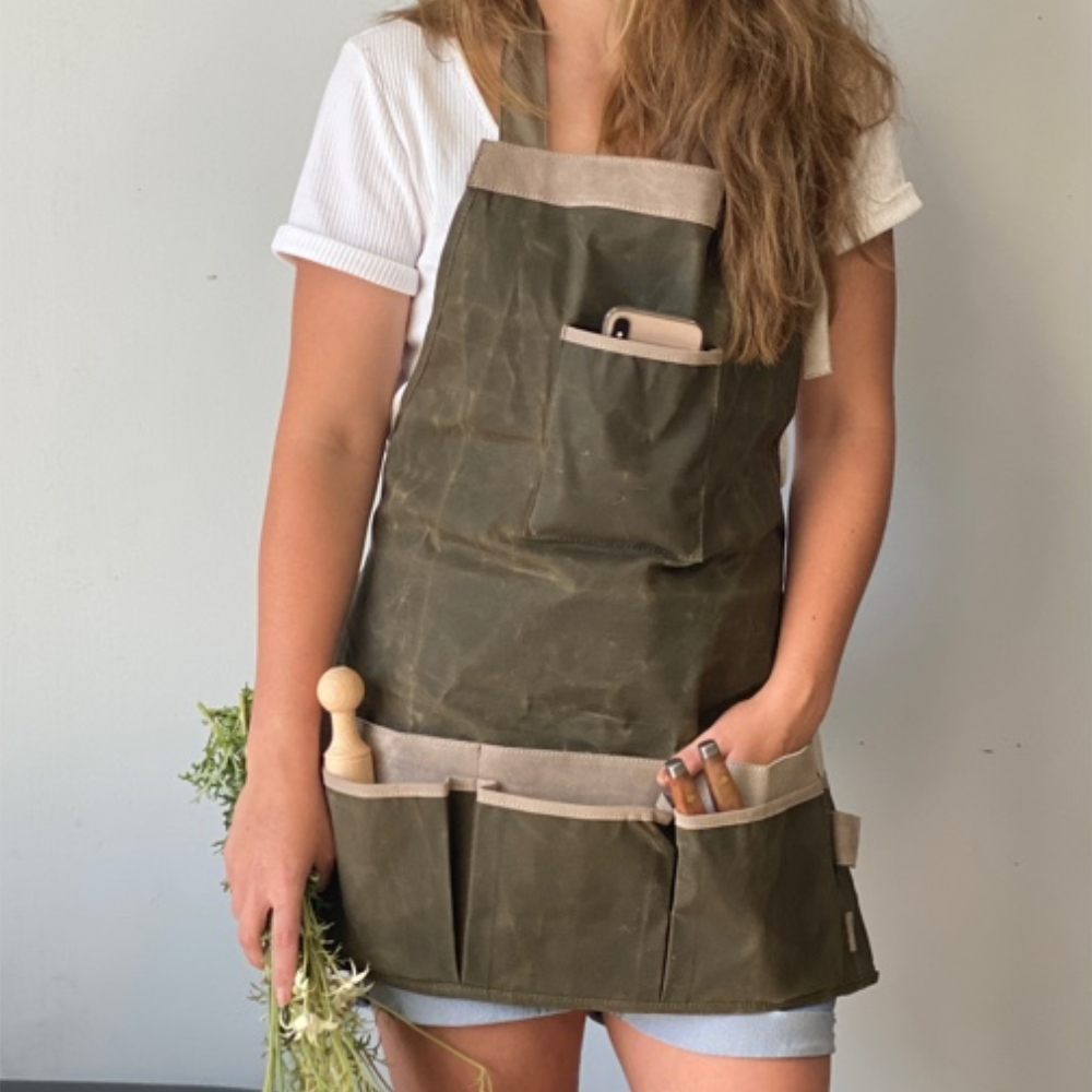 HEAVEN IN EARTH Waxed Canvas and Suede Apron