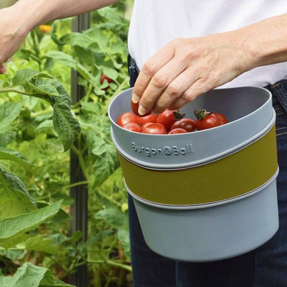 Load image into Gallery viewer, BURGON & BALL Gardening Hip Trug Large - Moss