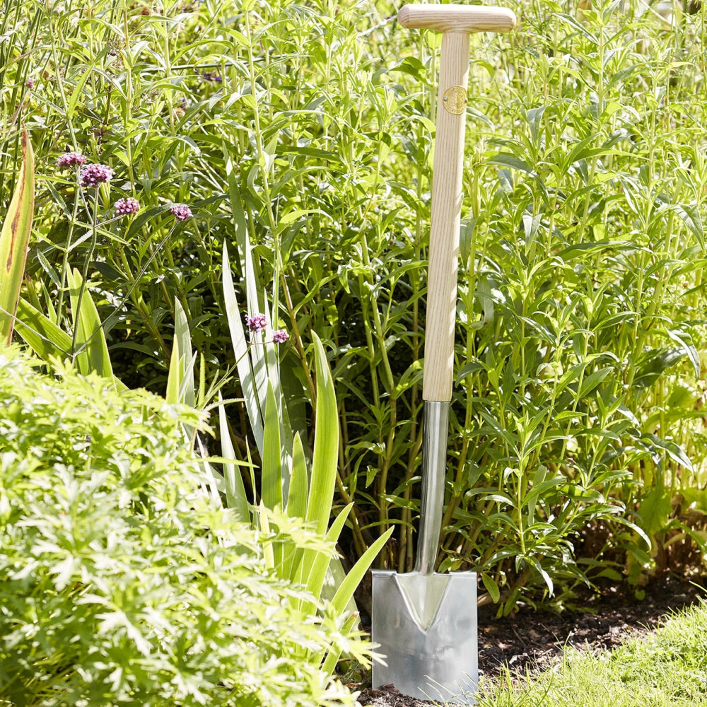 Load image into Gallery viewer, SOPHIE CONRAN Tool Set - The Gardener's Ultimate Long Tool Collection