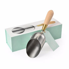 Load image into Gallery viewer, SOPHIE CONRAN | Compost Scoop outside Gift Box