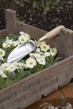 Load image into Gallery viewer, SOPHIE CONRAN Trowel on flower bed