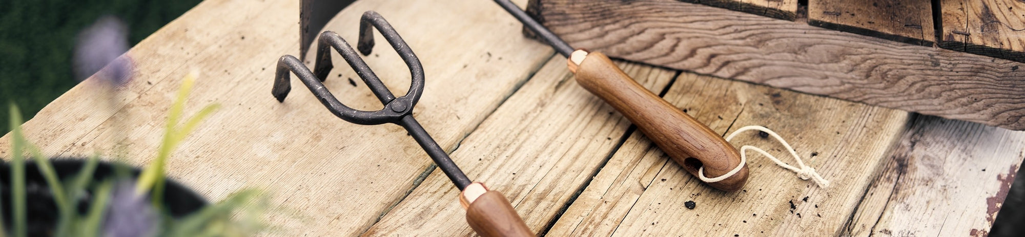 Garden Handtools - Cultivators & Rakes