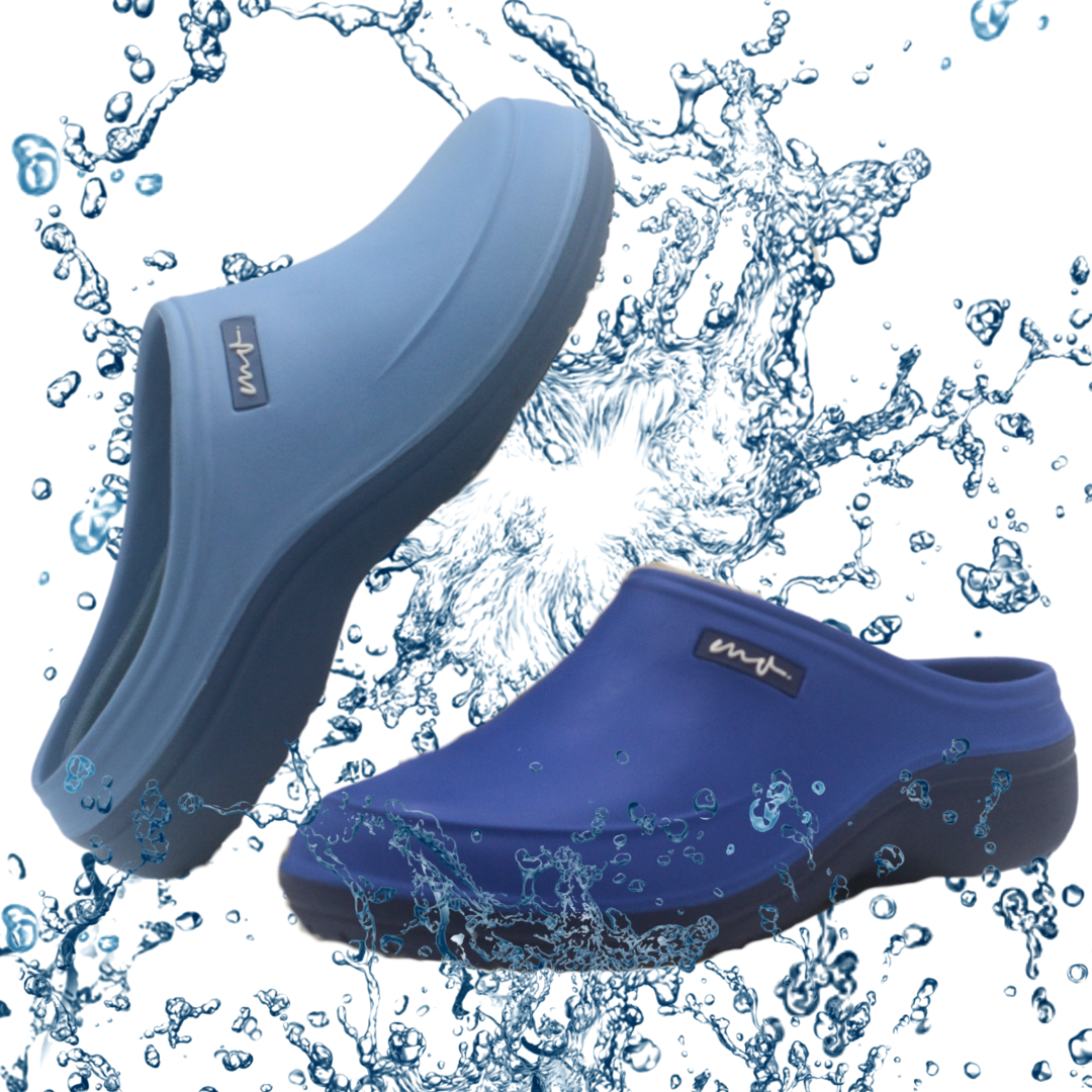 Load image into Gallery viewer, MARTHA&#39;S VINEYARD Glove &amp; Clog Set – Blue Gum