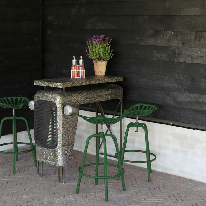 ESSCHERT DESIGN Metal Barstool - Green