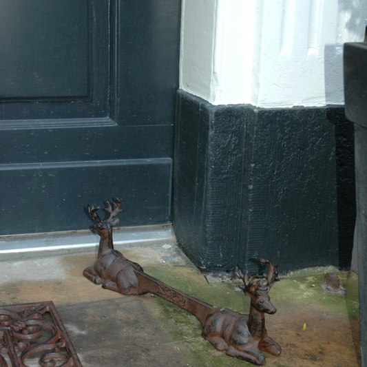 ESSCHERT DESIGN Cast Iron Boot Scraper - Deer