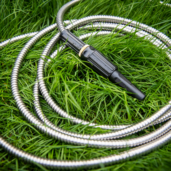 ESSCHERT DESIGN Stainless Steel Garden Hose