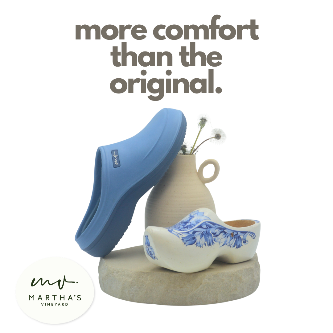 Load image into Gallery viewer, MARTHA&#39;S VINEYARD Glove &amp; Clog Set – Blue Gum