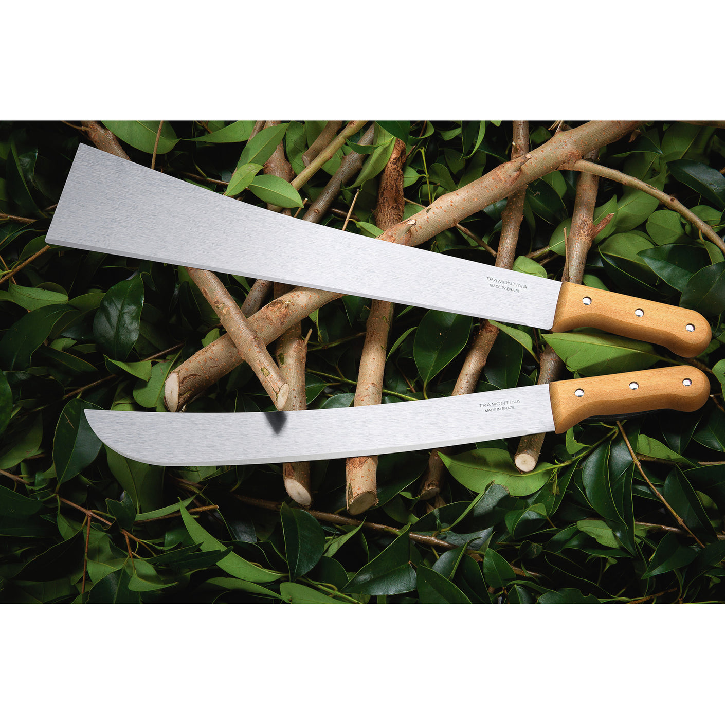 Load image into Gallery viewer, TRAMONTINA Machete with Carbon Steel Blade and Wood Handle - 480mm / 14&quot;