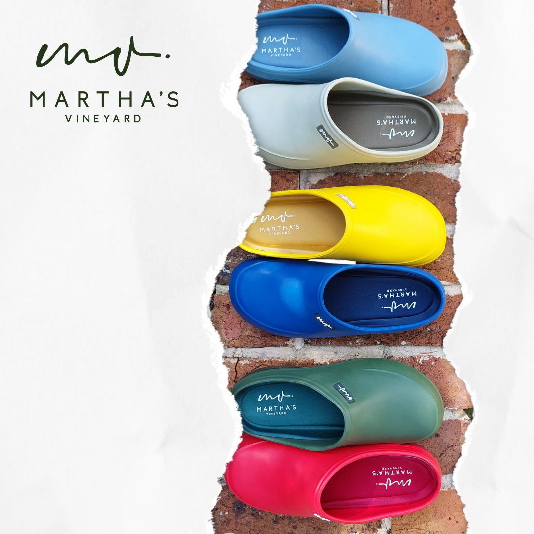 Load image into Gallery viewer, MARTHA&#39;S VINEYARD Glove &amp; Clog Set – Sunflower