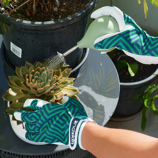 ANNABEL TRENDS 2ND Skin Large Gloves - Zig Zag