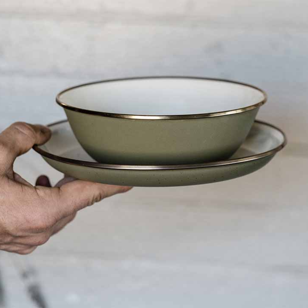 Load image into Gallery viewer, BAREBONES Enamel Bowl Set 2 - Olive Drab