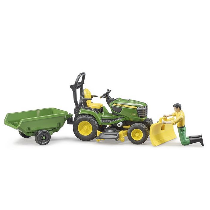 BRUDER 1:16 JOHN DEERE Lawn Tractor W/ Trailer & Gardener