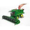 BRUDER 1:16 JOHN DEERE T670i Combine Harvester