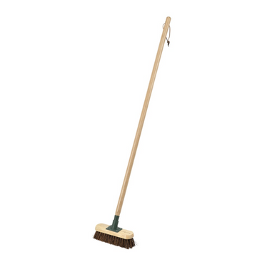 BURGON & BALL Bassine 9" Deck & Scrubbing Brush / Broom - RHS-Endorsed