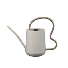 Load image into Gallery viewer, BURGON &amp; BALL Collector Scalloped Indoor Watering Can - Heritage Green