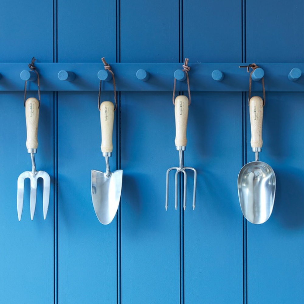 Load image into Gallery viewer, BURGON &amp; BALL Round Tine Hand Fork - Stainless. RHS Endorsed