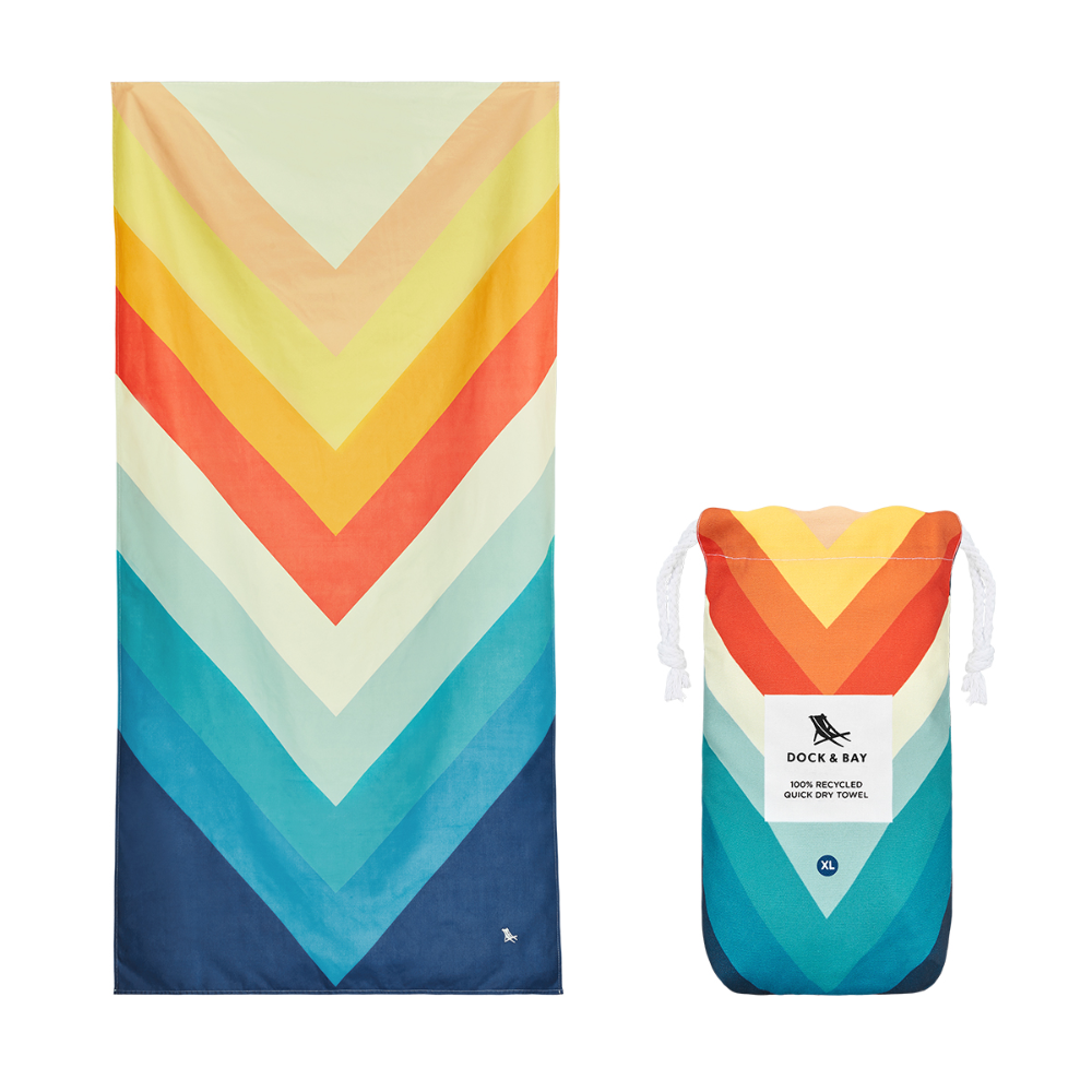 DOCK & BAY Quick-dry Beach Towel 100% Recycled Go Wild Collection - Chevron Chic