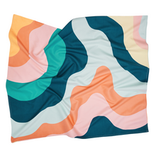 Load image into Gallery viewer, DOCK &amp; BAY Quick-dry Beach Towel 100% Recycled Go Wild Collection - Get Wavy