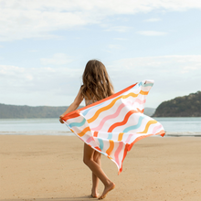 Load image into Gallery viewer, DOCK &amp; BAY Quick-dry Beach Towel 100% Recycled Kids Collection - Squiggly Face