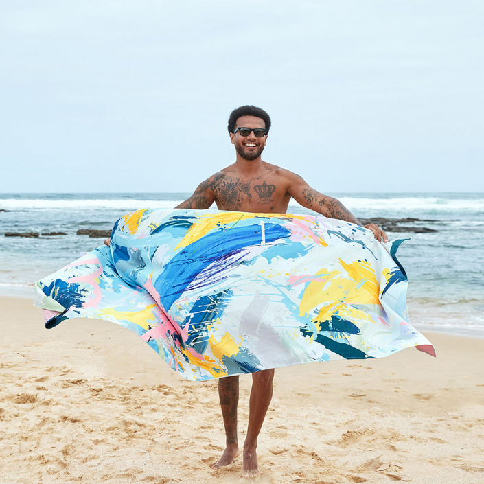 DOCK & BAY Quick-dry Beach Towel 100% Recycled Michael Black Collection - Nothing Better
