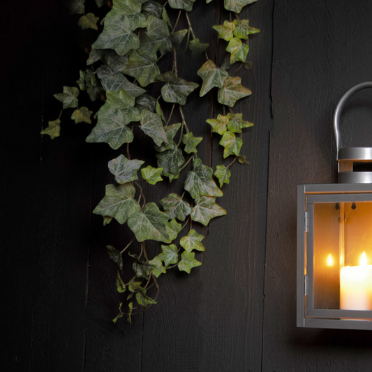 ESSCHERT DESIGN Wall Mount Lantern