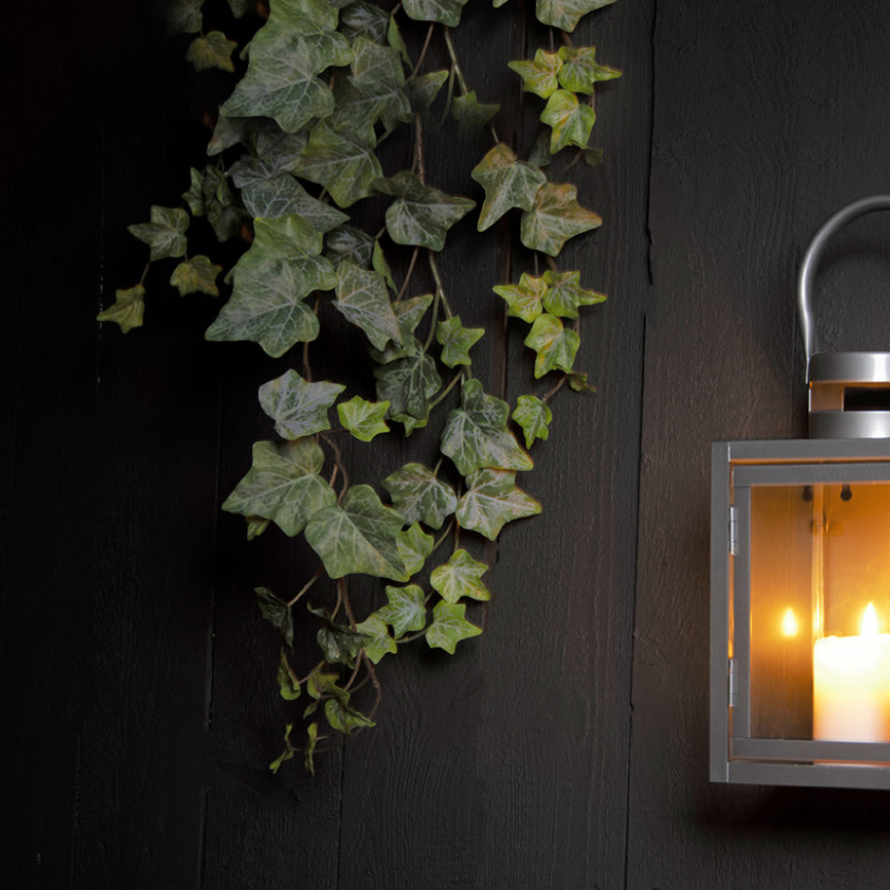 Load image into Gallery viewer, ESSCHERT DESIGN Wall Mount Lantern