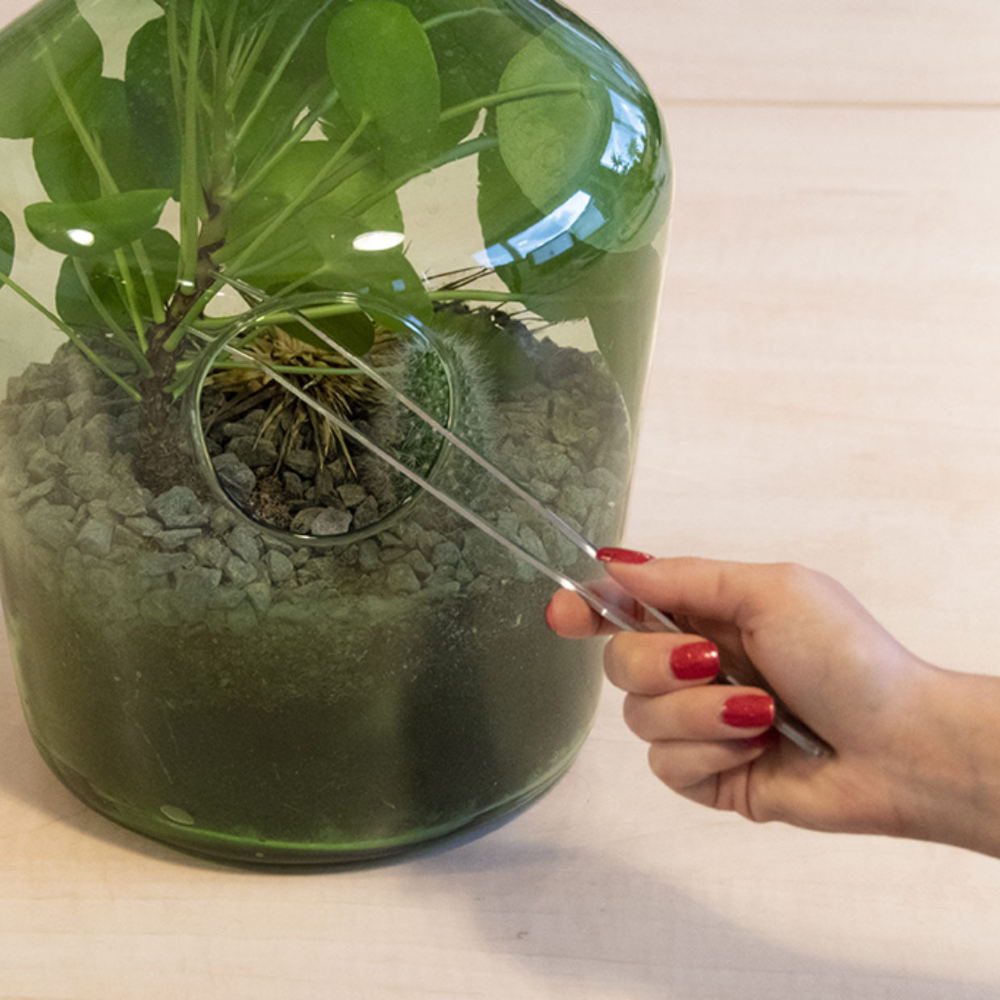 Load image into Gallery viewer, ESSCHERT DESIGN Terrarium Tweezer