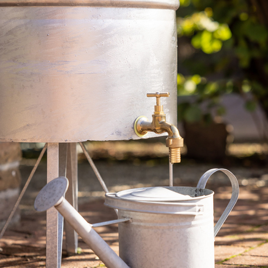 ESSCHERT DESIGN Zinc Rainwater Barrel