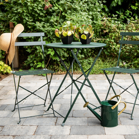 ESSCHERT DESIGN Green Bistro Chair