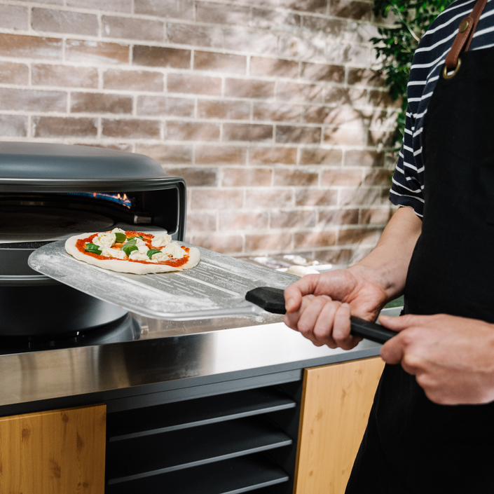 EVERDURE Kiln R Series Pizza Oven Starter Bundle - Terracotta