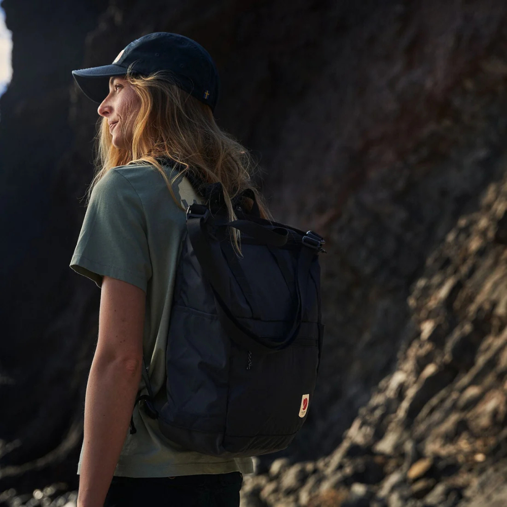 Load image into Gallery viewer, FJALLRAVEN High Coast Totepack - Mountain Green
